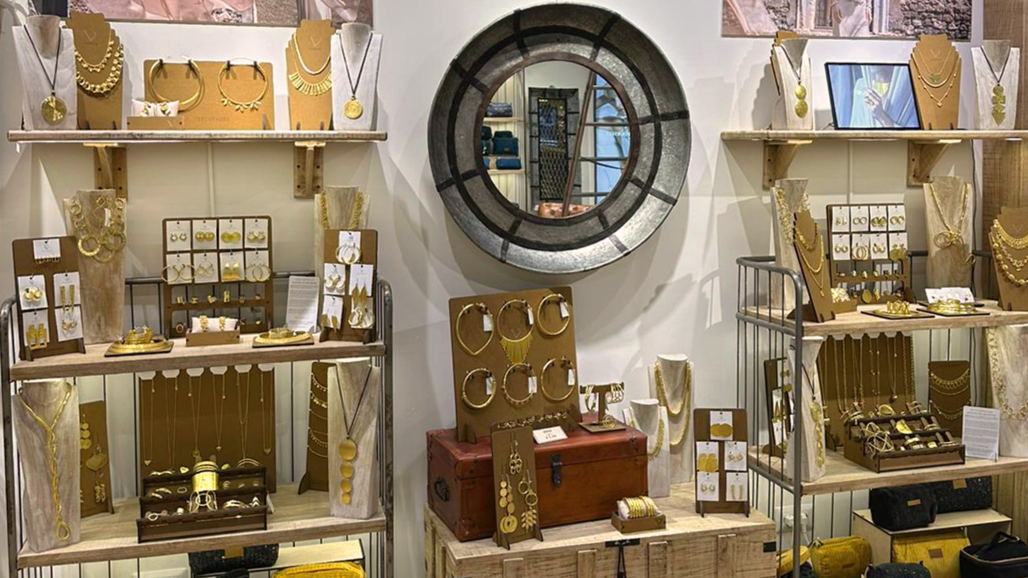 store image